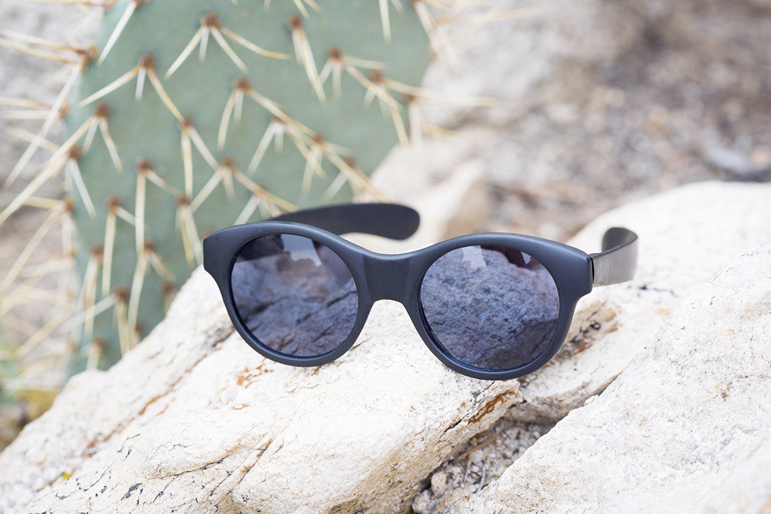 Classic Pantos Round Sunglass with Paddle Temples - Otto